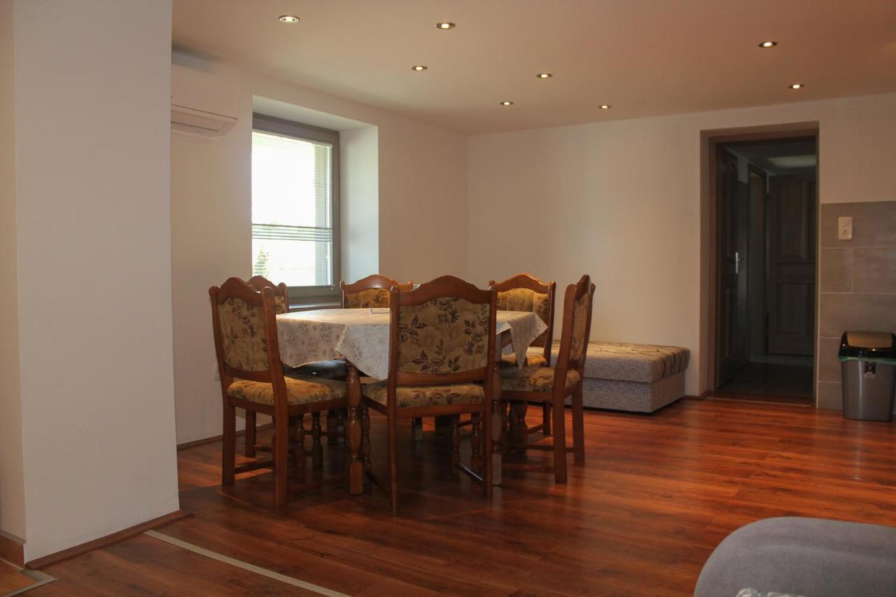 Ferienwohnung Das Blaue Haus Vendégház - Kovácshida Exterior foto